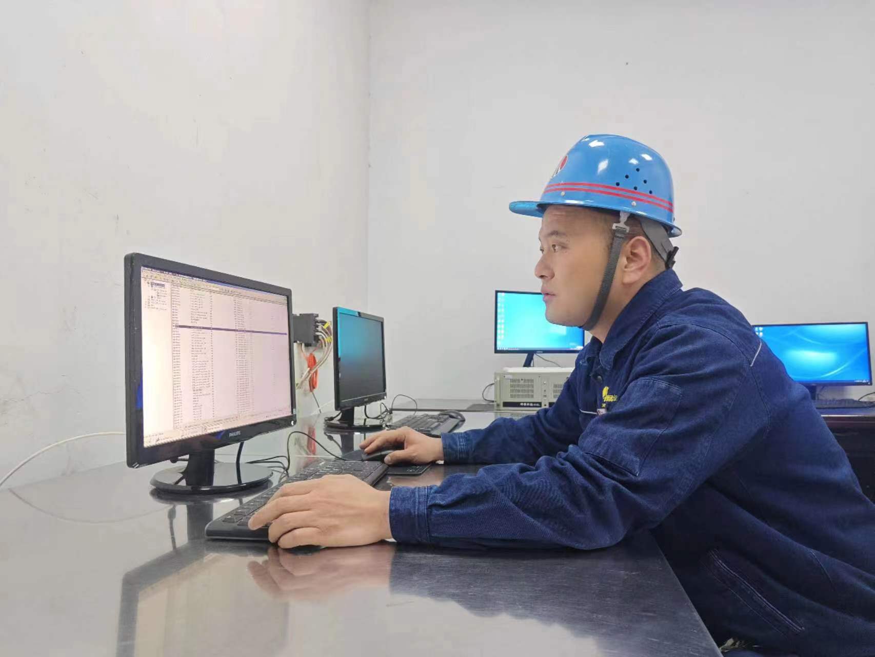 ƴ����������Mϣ������ �^�����ഺ̎̎�����A������ӛ��ȫ����F�ИI���g���֡����A