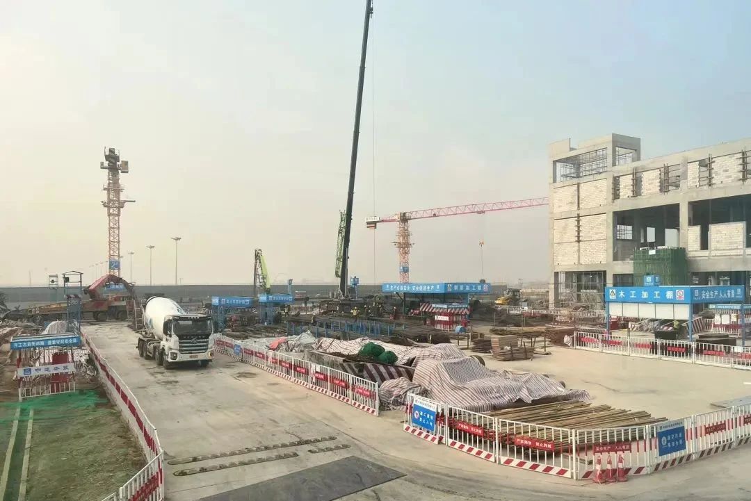 �@����������վ�ǡ����Ն��ã������������𡰿��нz�I֮·��