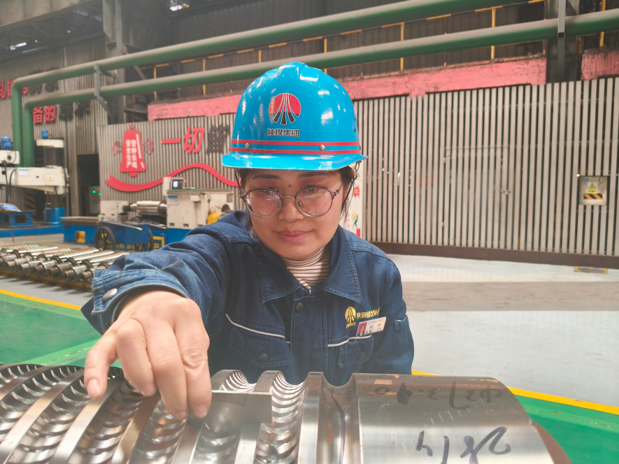 以“毫米級”專注 鑄青春之榮光 以“毫米級”專注 鑄青春之榮光