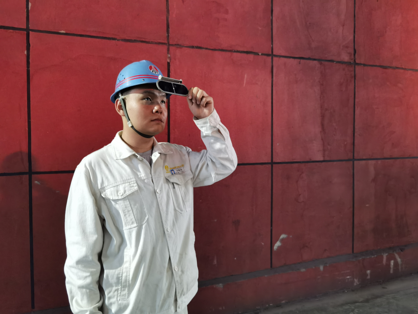 把青春煉成勞模勛章——記陜鋼集團(tuán)2023—2024年度勞動(dòng)模范王程龍 把青春煉成勞模勛章——記陜鋼集團(tuán)2023—2024年度勞動(dòng)模范王程龍